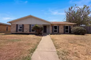 2002 Wilderness Trail, Grand Prairie, TX 75052 - Photo 1
