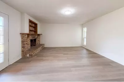 2002 Wilderness Trail, Grand Prairie, TX 75052 - Photo 10