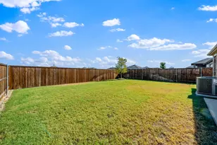 949 Brock Dr, Aubrey, TX 76227 - Photo 16