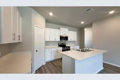 2948 Maple Orchard Lane, Fort Worth, TX 76140 - Photo 2