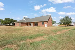 2521 Pecan Springs Rd, Cleburne, TX 76031 - Photo 36
