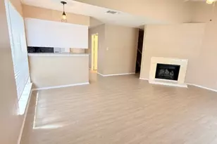 512 Rita Ln, Arlington, TX 76014 - Photo 4