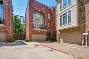 909 City Side Ln, Dallas, TX 75201 - Photo 2