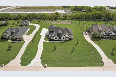 4418 Lake Breeze Drive, McKinney, TX 75071 - Photo 2