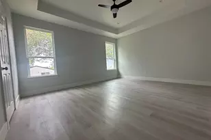 525 NW 17th St, Grand Prairie, TX 75050 - Photo 10