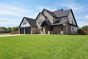 205 Spade Ranch Rd, Trinidad, TX 75163 - Photo 1