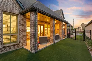 828 Royal Minister Blvd, Lewisville, TX 75056 - Photo 4