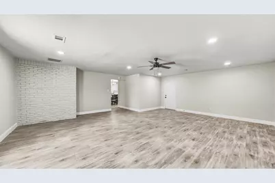 122 Meadowbrook Drive, DeSoto, TX 75115 - Photo 24