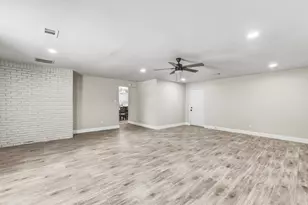 122 Meadowbrook Dr, DeSoto, TX 75115 - Photo 24