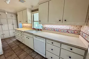 122 Pawnee Trail, Gainesville, TX 76240 - Photo 8