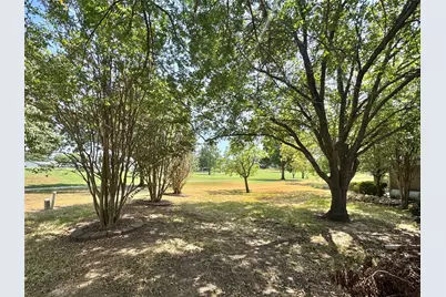 122 Pawnee Trail, Gainesville, TX 76240 - Photo 32