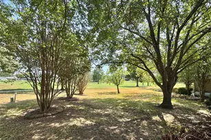 122 Pawnee Trail, Gainesville, TX 76240 - Photo 32