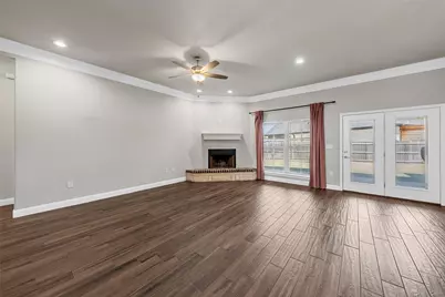 800 Gallant Fox Road, Hewitt, TX 76643 - Photo 6