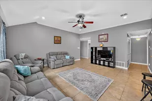 5530 Mandarin Way, Dallas, TX 75249 - Photo 6
