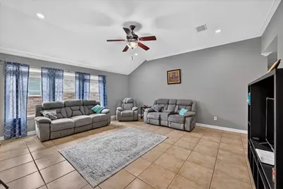 5530 Mandarin Way, Dallas, TX 75249 - Photo 4