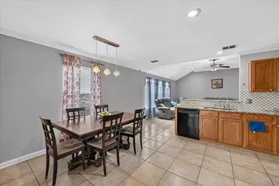 5530 Mandarin Way, Dallas, TX 75249 - Photo 14