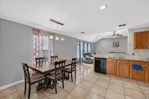 5530 Mandarin Way, Dallas, TX 75249 - Photo 14