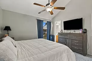 1553 Autumn Breeze Ln, Lewisville, TX 75077 - Photo 18