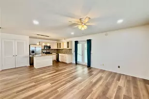 8405 Lullwater Dr, Dallas, TX 75218 - Photo 10