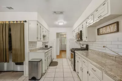 5607 Mona Lane, Dallas, TX 75236 - Photo 10