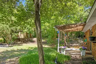 5607 Mona Ln, Dallas, TX 75236 - Photo 4