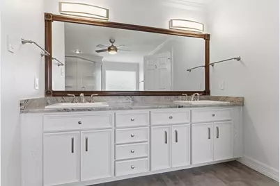 1105 Lakestream Drive, Plano, TX 75075 - Photo 20