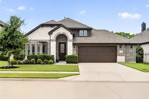 628 Lake Cove Dr, Little Elm, TX 75068 - Photo 2