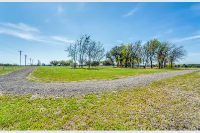 810 Angler's Ridge, Bluff Dale, TX 76433 - Photo 20