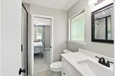 12235 Treeview Lane, Farmers Branch, TX 75234 - Photo 24