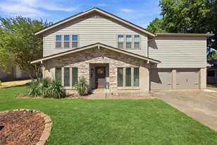 12235 Treeview Ln, Farmers Branch, TX 75234 - Photo 1