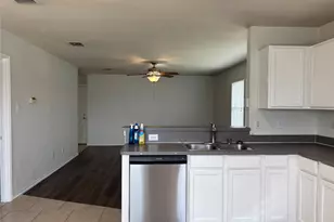 2711 Prairie Creek Dr, McKinney, TX 75071 - Photo 8