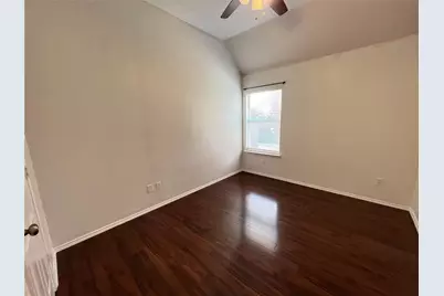 429 N Waterford Oaks Drive, Cedar Hill, TX 75104 - Photo 4