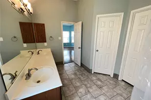 429 N Waterford Oaks Dr, Cedar Hill, TX 75104 - Photo 26