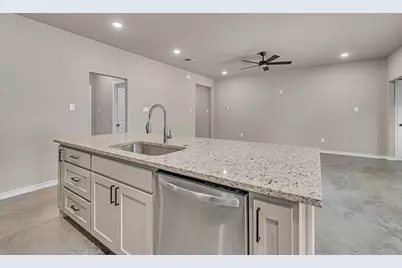 702 N College Street, West, TX 76691 - Photo 12