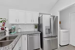 9627 Kerrville St, Dallas, TX 75227 - Photo 12
