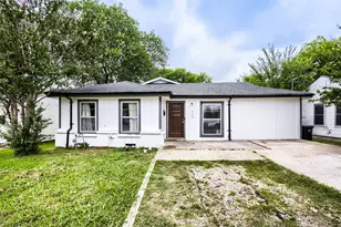 326 E Holley St, Mesquite, TX 75149 - Photo 1