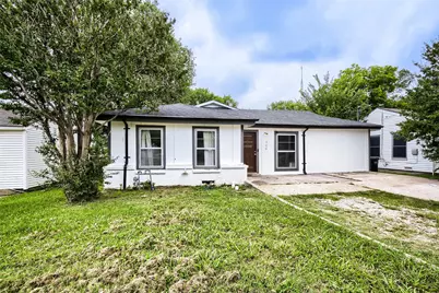 326 E Holley Street, Mesquite, TX 75149 - Photo 2