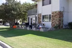 109 Harbor Dr, Runaway Bay, TX 76426 - Photo 6