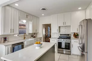 25O8 Hulen St, Fort Worth, TX 76107 - Photo 10