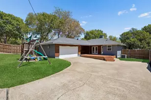 2329 Springhill Dr, Dallas, TX 75228 - Photo 26