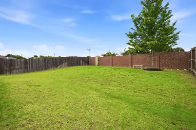 2115 Victoria Lane, Princeton, TX 75407 - Photo 30
