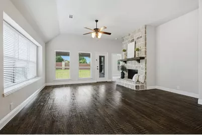 2115 Victoria Lane, Princeton, TX 75407 - Photo 10