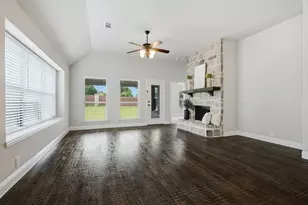 2115 Victoria Ln, Princeton, TX 75407 - Photo 10