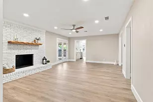 612 Simpson Terrace, Bedford, TX 76021 - Photo 8