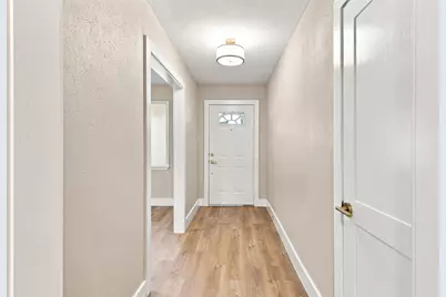 612 Simpson Terrace, Bedford, TX 76021 - Photo 4