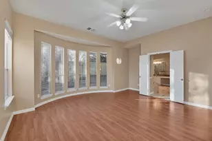 4551 Durrand Dr, Grand Prairie, TX 75052 - Photo 10