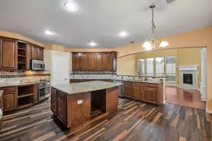 4551 Durrand Dr, Grand Prairie, TX 75052 - Photo 8