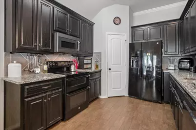 8821 Davis Street, Rowlett, TX 75088 - Photo 8