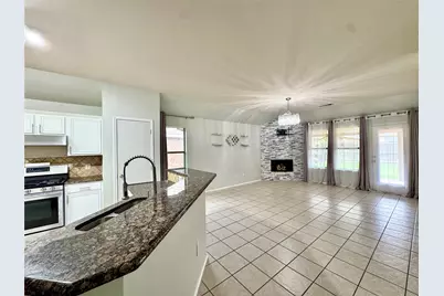 2812 Park Place Drive, Grand Prairie, TX 75052 - Photo 18