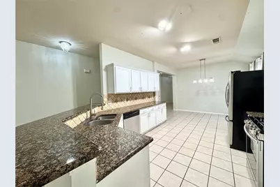 2812 Park Place Drive, Grand Prairie, TX 75052 - Photo 16